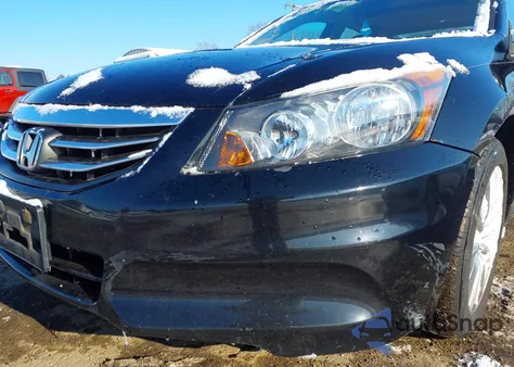 2011 Honda Accord 2.4 Ex-L z USA, uszkodzony, nr VIN 1HGCP2F88BA066439